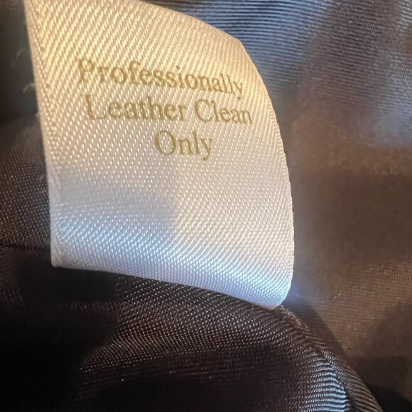 Ladies Black Leather jacket with pockets, made by Caslon, size Petite Small - Picture 11 of 11